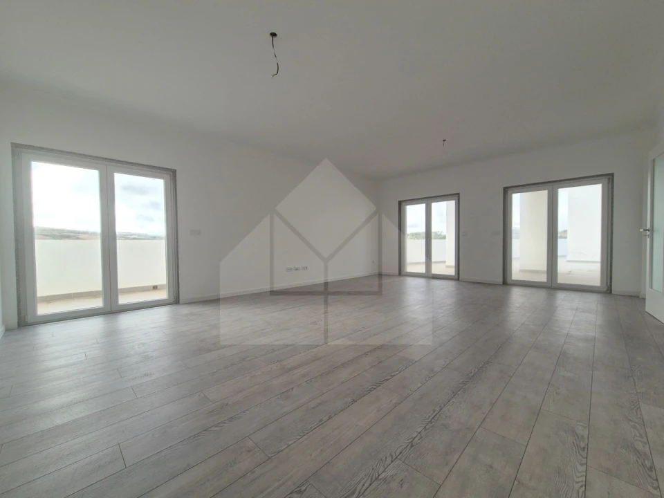 Apartamento T4 para Venda em Lourinhã e Atalaia Foto 6