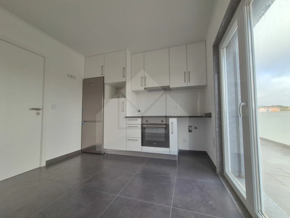 Apartamento T4 para Venda em Lourinhã e Atalaia Foto 27