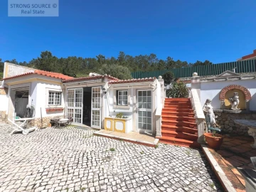 Moradia T5 para Venda em Sesimbra (Castelo)