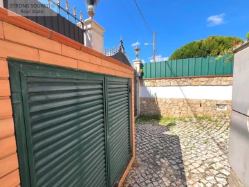 Moradia T5 para Venda em Sesimbra (Castelo)