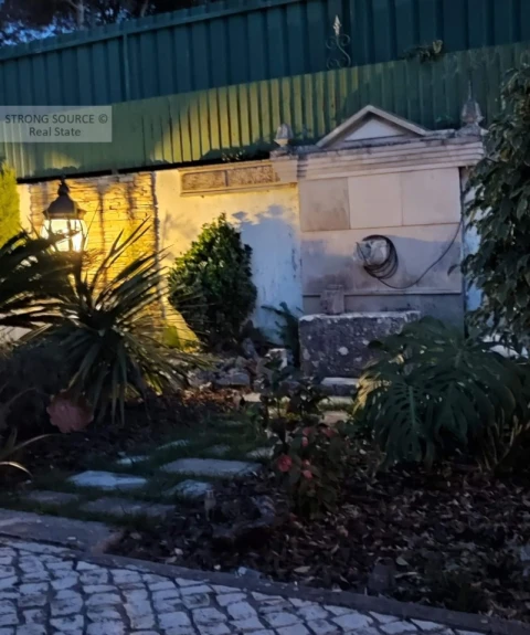 Moradia T5 para Venda em Sesimbra (Castelo)