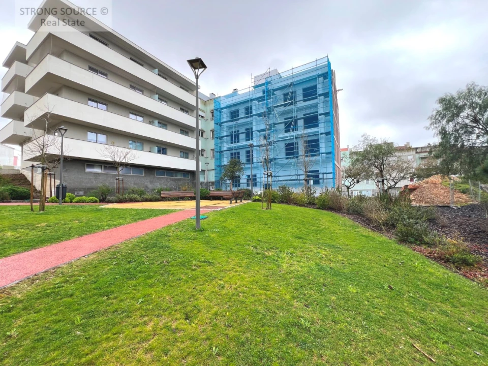 Terreno P/ Prédio para Venda em Porto Salvo Foto 11