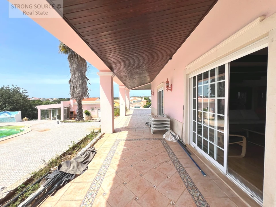 Moradia T5 para Venda em Altura Foto 9