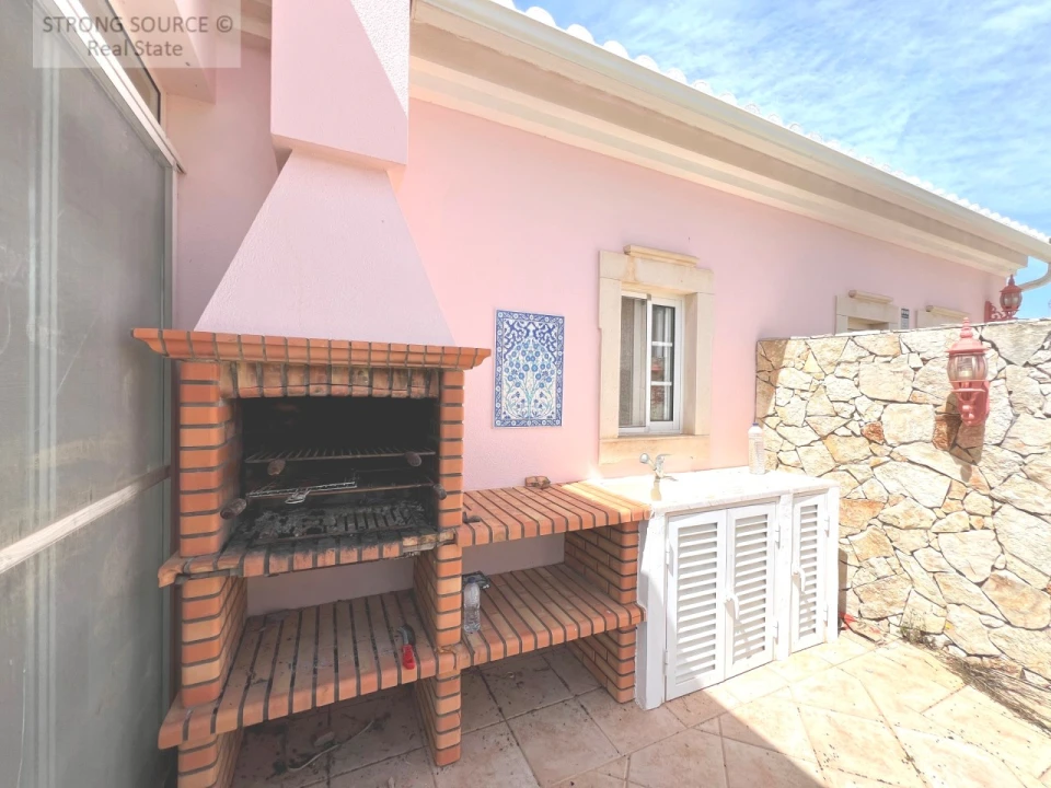 Moradia T5 para Venda em Altura Foto 19