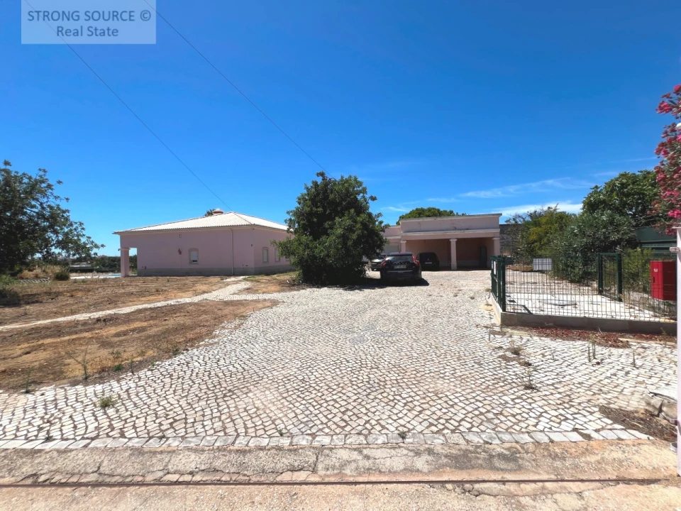 Moradia T5 para Venda em Altura Foto 139