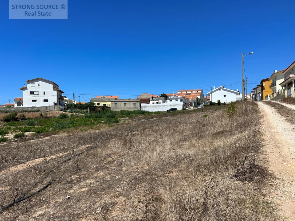 Terreno para Venda em Lourinhã e Atalaia Foto 13