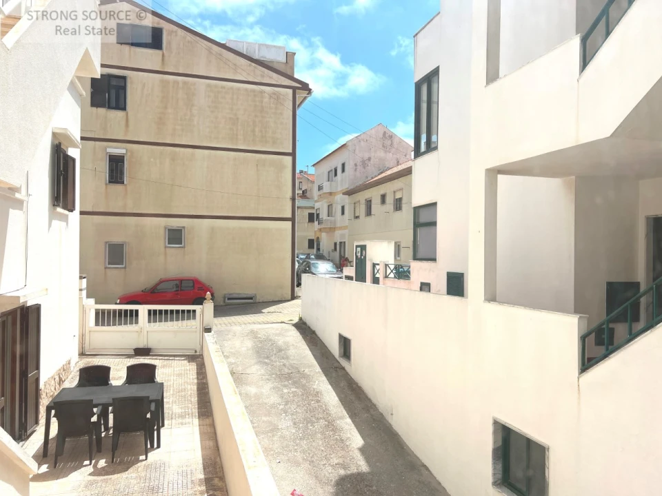 Apartamento T2 para Venda em Atouguia da Baleia Foto 21