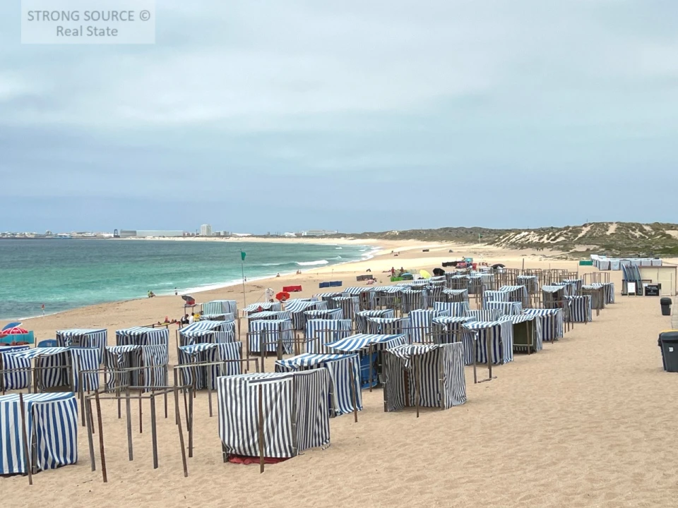 Apartamento T2 para Venda em Atouguia da Baleia Foto 57