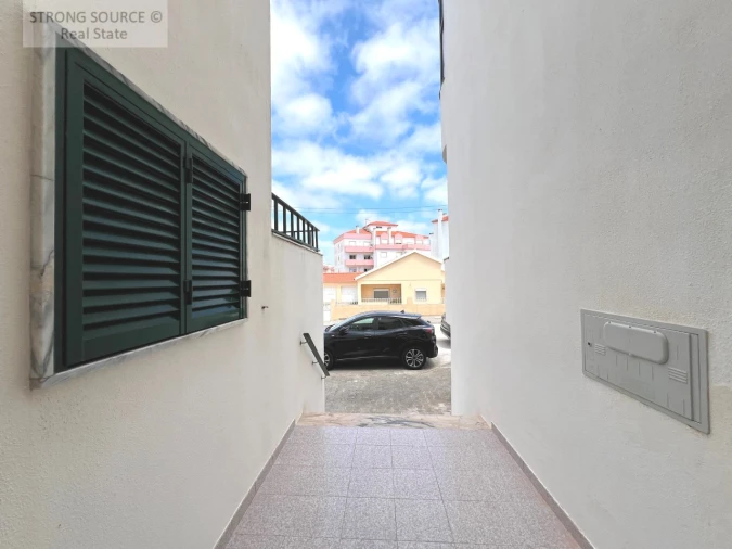 Apartamento T2 para Venda em Atouguia da Baleia Foto 53