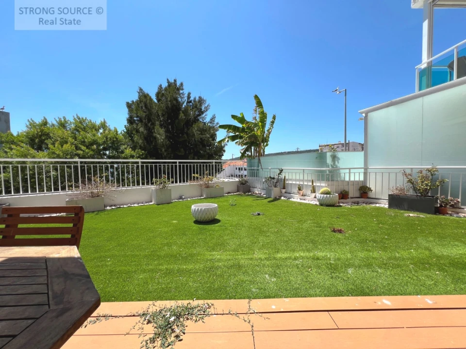 Moradia T3 para Venda em Sesimbra (Santiago) Foto 95