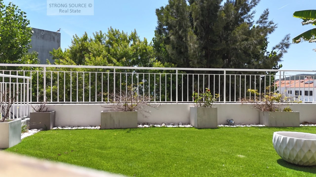 Moradia T3 para Venda em Sesimbra (Santiago) Foto 99