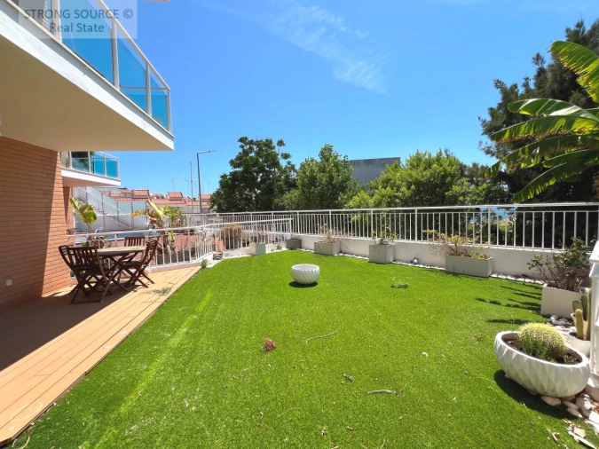 Moradia T3 para Venda em Sesimbra (Santiago) Foto 18