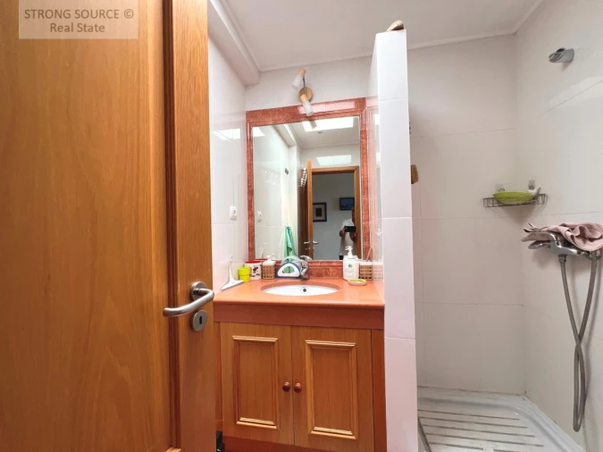 Moradia T3 para Venda em Sesimbra (Santiago) Foto 38