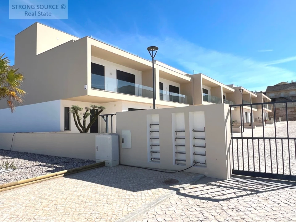 Moradia T5 para Venda em Lourinhã e Atalaia Foto 10