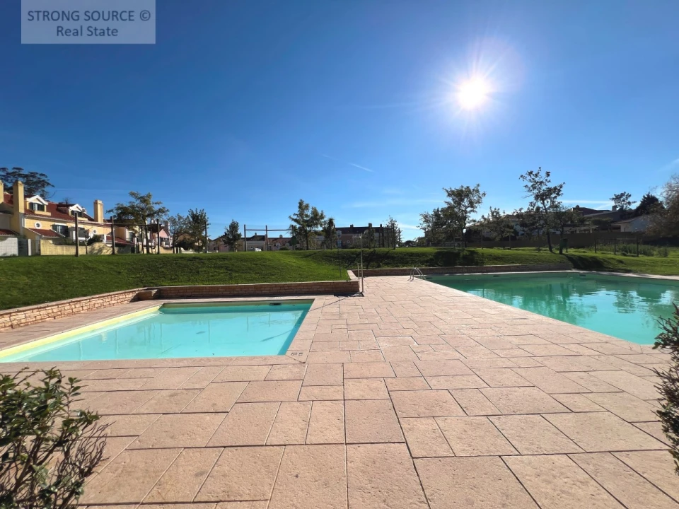 Moradia T4 para Venda em Turcifal Foto 50