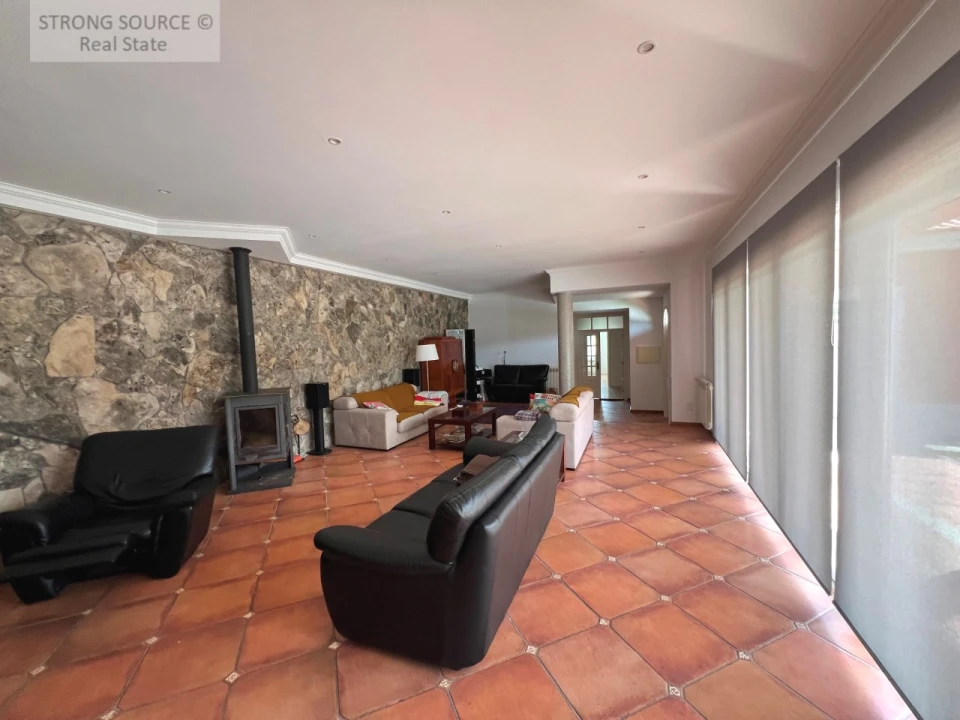 Moradia T6 para Venda em Miragaia e Marteleira Foto 21