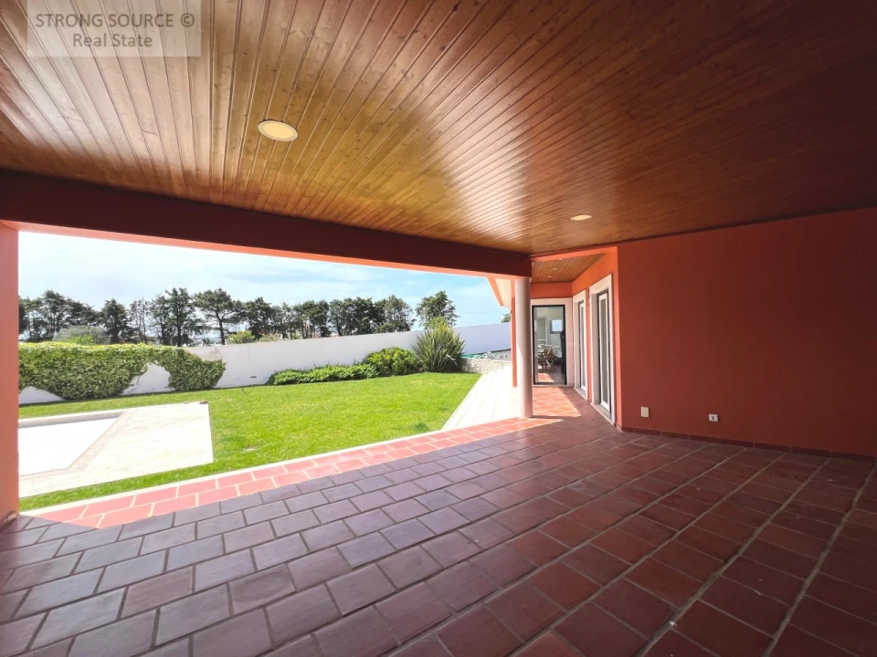 Moradia T6 para Venda em Miragaia e Marteleira Foto 41