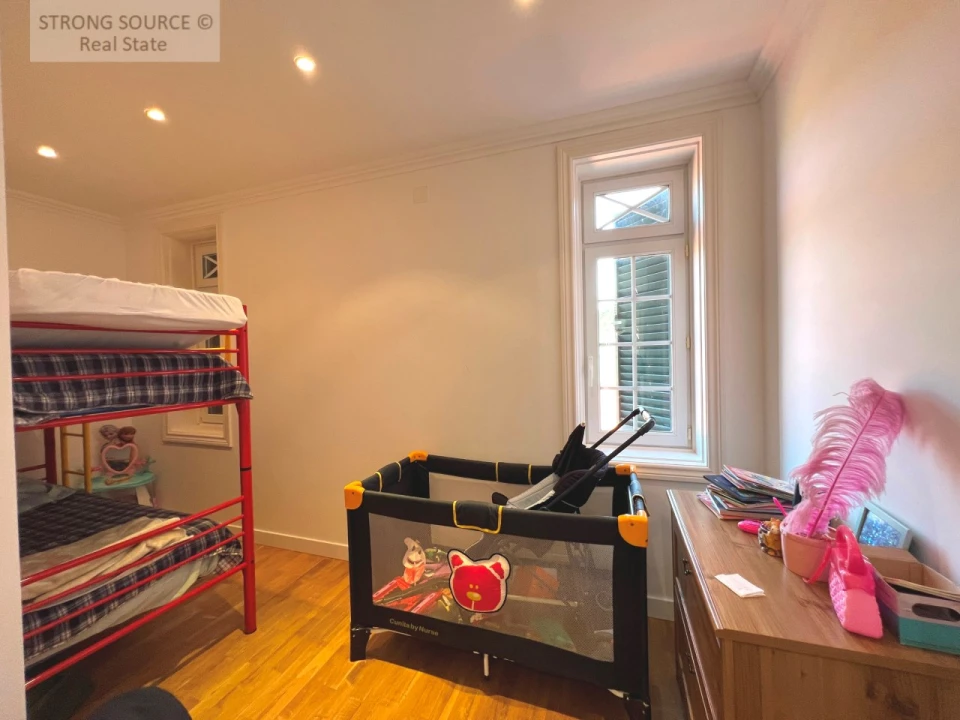 Moradia T6 para Venda em Miragaia e Marteleira Foto 54