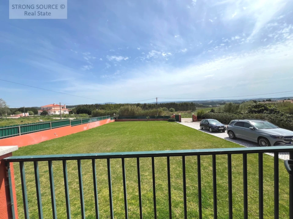 Moradia T6 para Venda em Miragaia e Marteleira Foto 68