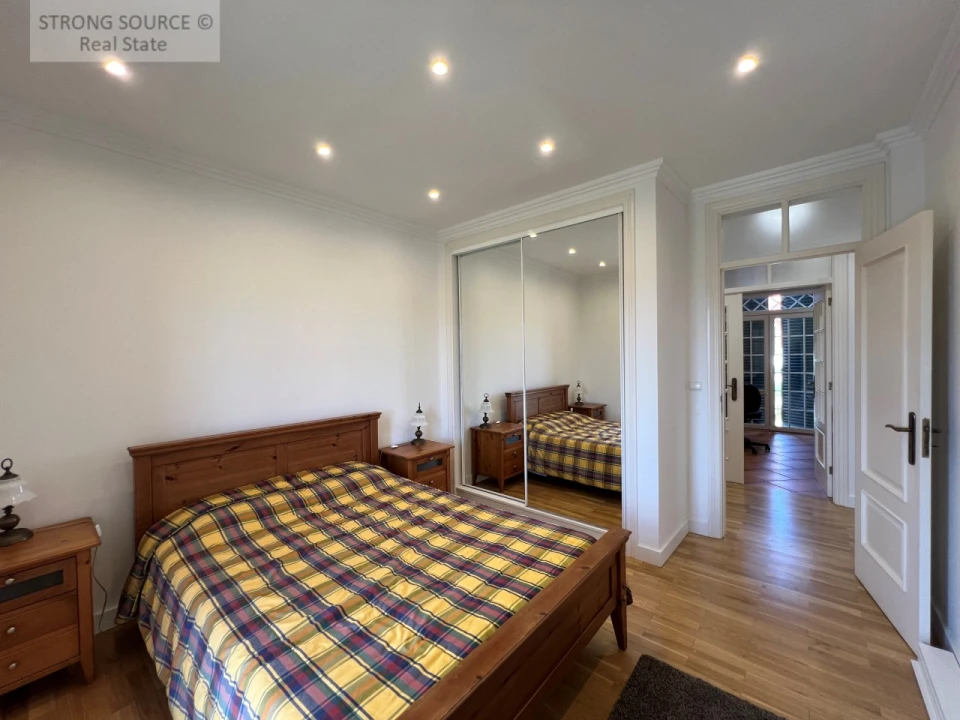 Moradia T6 para Venda em Miragaia e Marteleira Foto 74