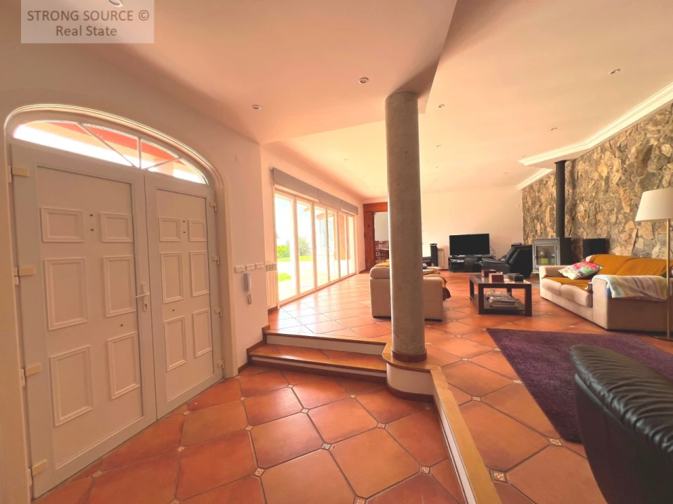 Moradia T6 para Venda em Miragaia e Marteleira Foto 90