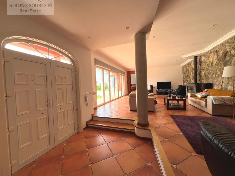 Moradia T6 para Venda em Miragaia e Marteleira Foto 14