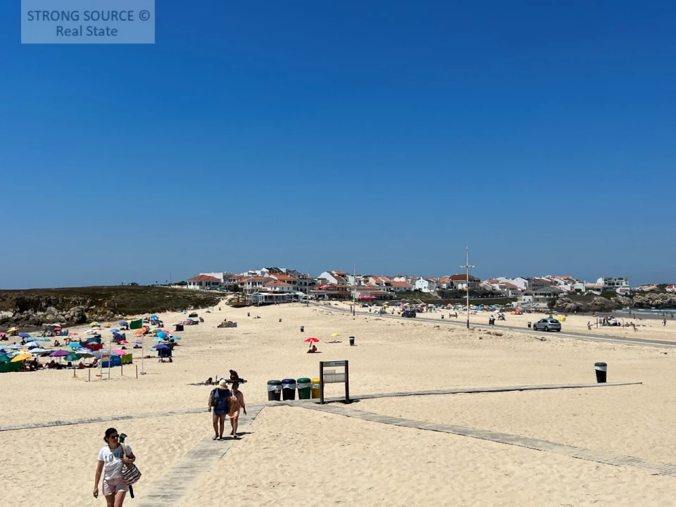 Moradia T6 para Venda em Miragaia e Marteleira Foto 121