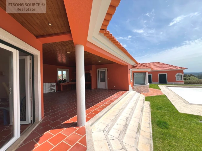 Moradia T6 para Venda em Miragaia e Marteleira Foto 46