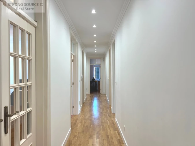 Moradia T6 para Venda em Miragaia e Marteleira Foto 87