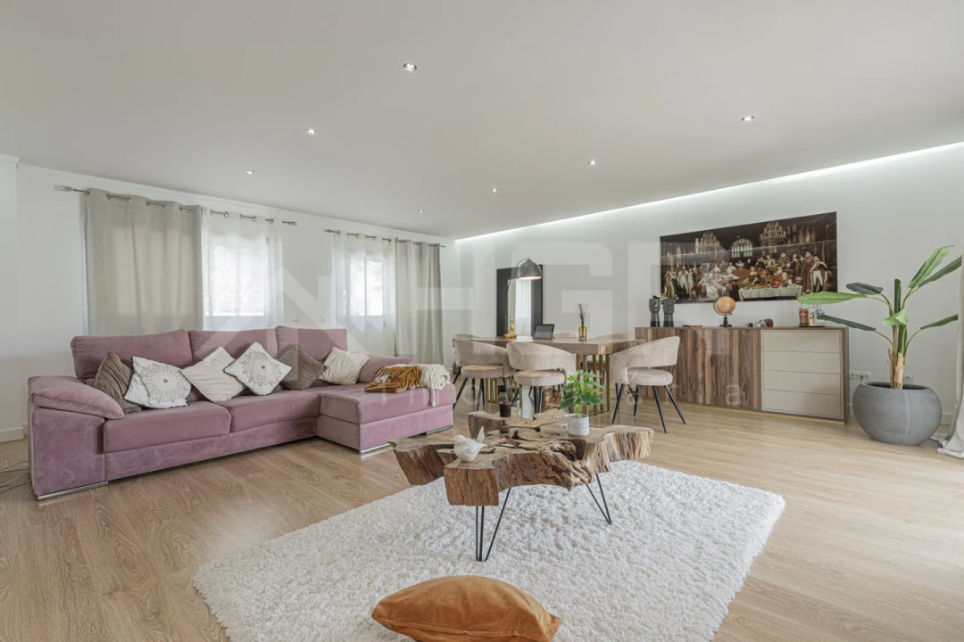 Moradia T4 para Venda em Santo Antonio da Charneca Foto 8