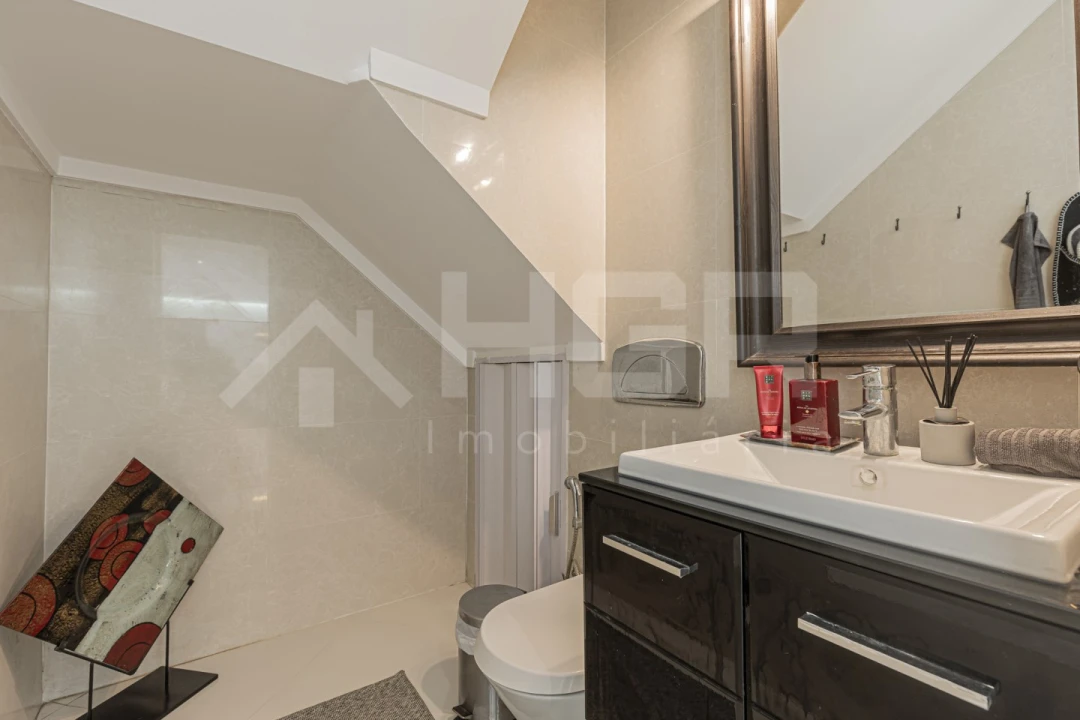 Moradia T4 para Venda em Santo Antonio da Charneca Foto 11