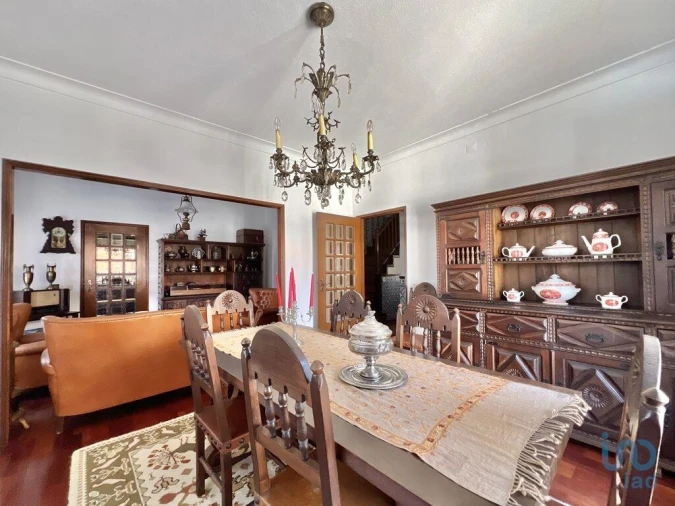 Moradia T5 para Venda em Vouzela e Paços de Vilharigues Foto 2