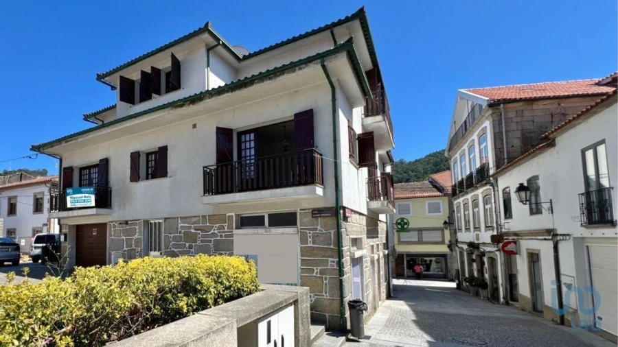Moradia T5 para Venda em Vouzela e Paços de Vilharigues