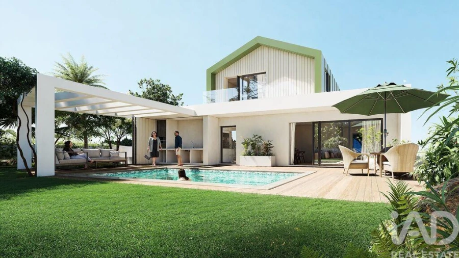 Moradia T4 para Venda em Santa Maria, São Pedro e Sobral da Lagoa Foto 2