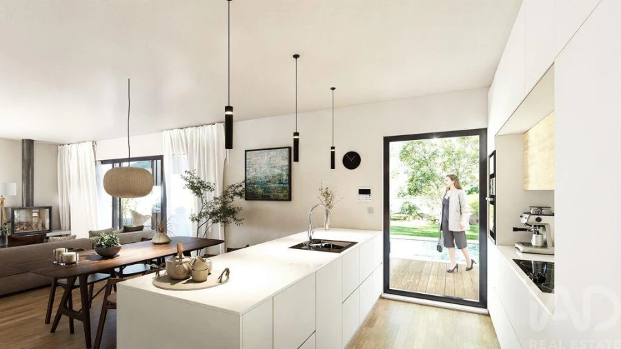 Moradia T4 para Venda em Santa Maria, São Pedro e Sobral da Lagoa Foto 4