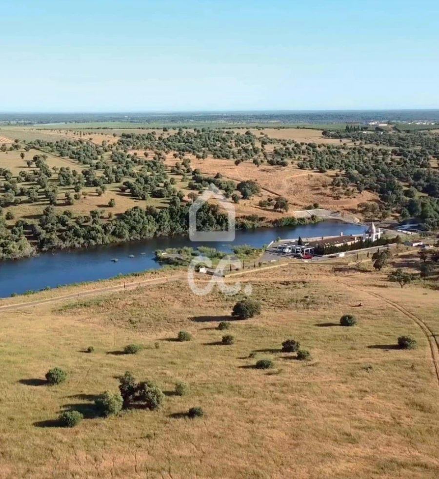 Quinta T6 para Venda em Santa Maria do Castelo e Santiago e Santa Susana Foto 6