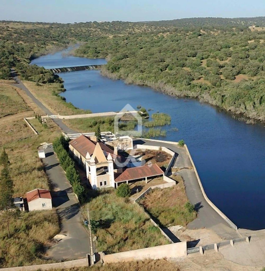 Quinta T6 para Venda em Santa Maria do Castelo e Santiago e Santa Susana Foto 5