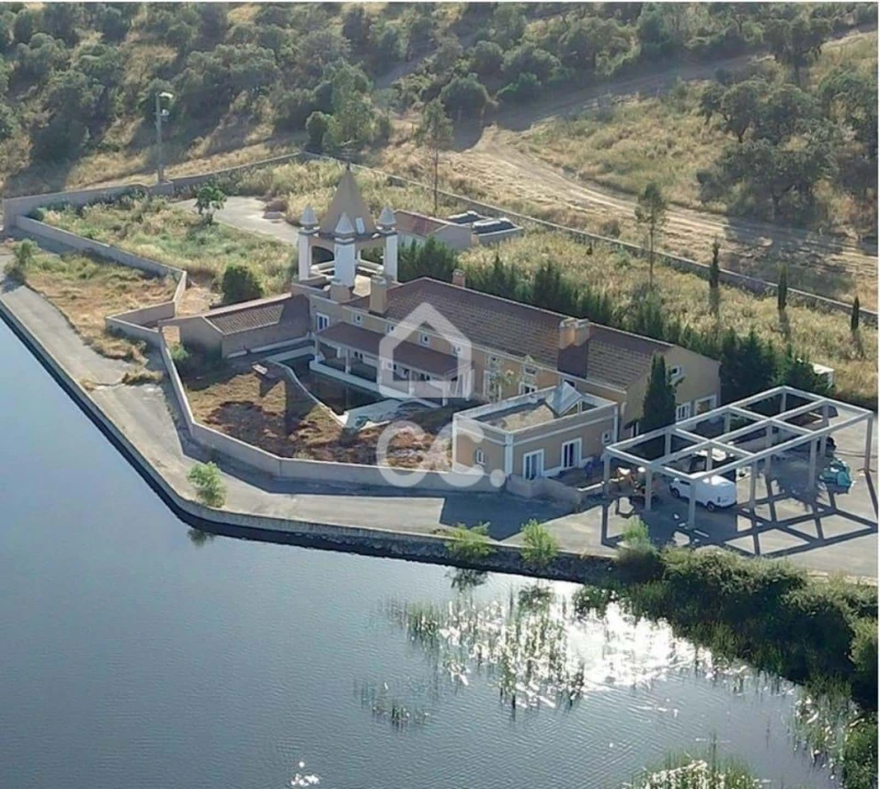 Quinta T6 para Venda em Santa Maria do Castelo e Santiago e Santa Susana Foto 1