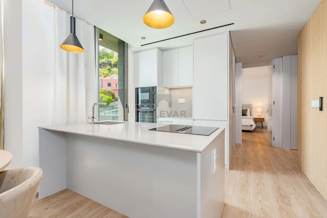 Apartamento T1 para Venda em Calheta Foto 8