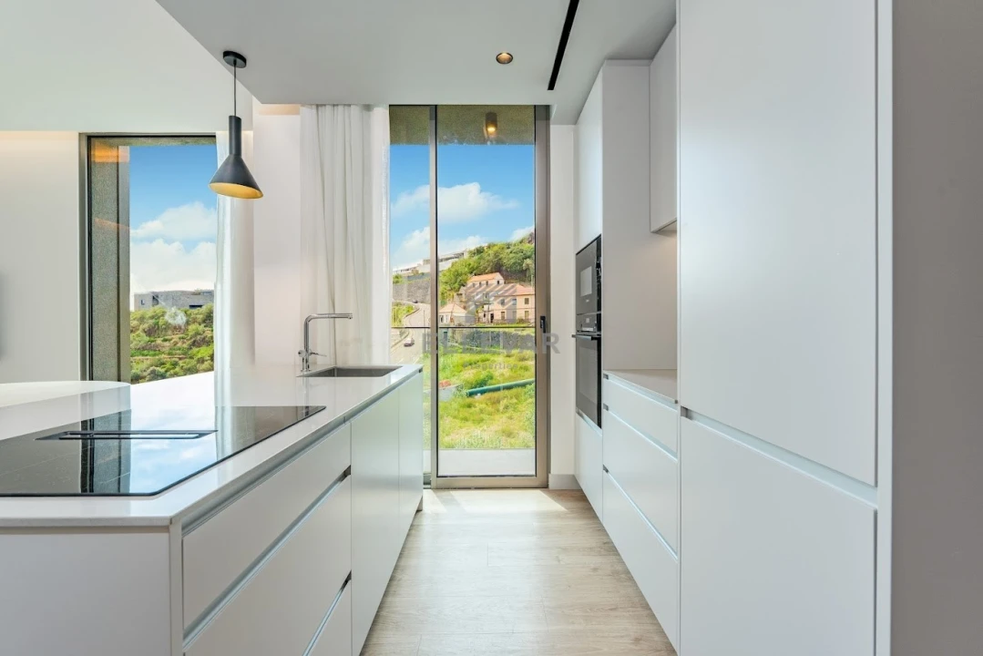 Apartamento T1 para Venda em Calheta Foto 10