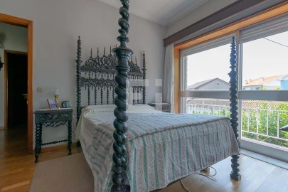 Moradia T4 para Venda em Braga (Maximinos, Sé e Cividade)