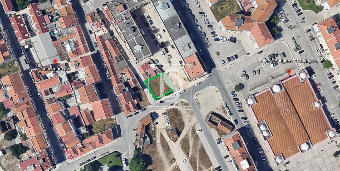 Terreno para Venda em Moita Foto 4