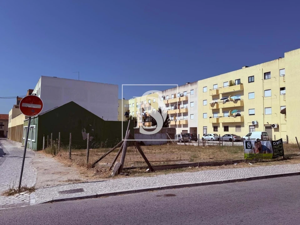 Terreno para Venda em Moita Foto 3