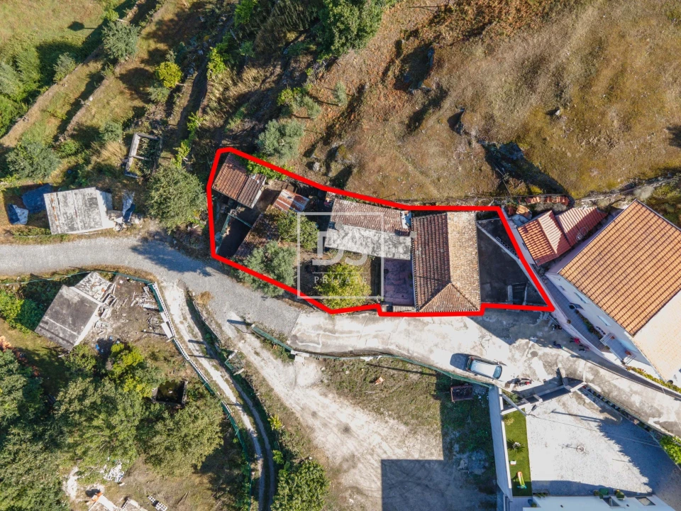 Moradia T2 para Venda em Soalhães Foto 10