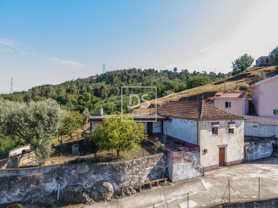 Moradia T2 para Venda em Soalhães Foto 9