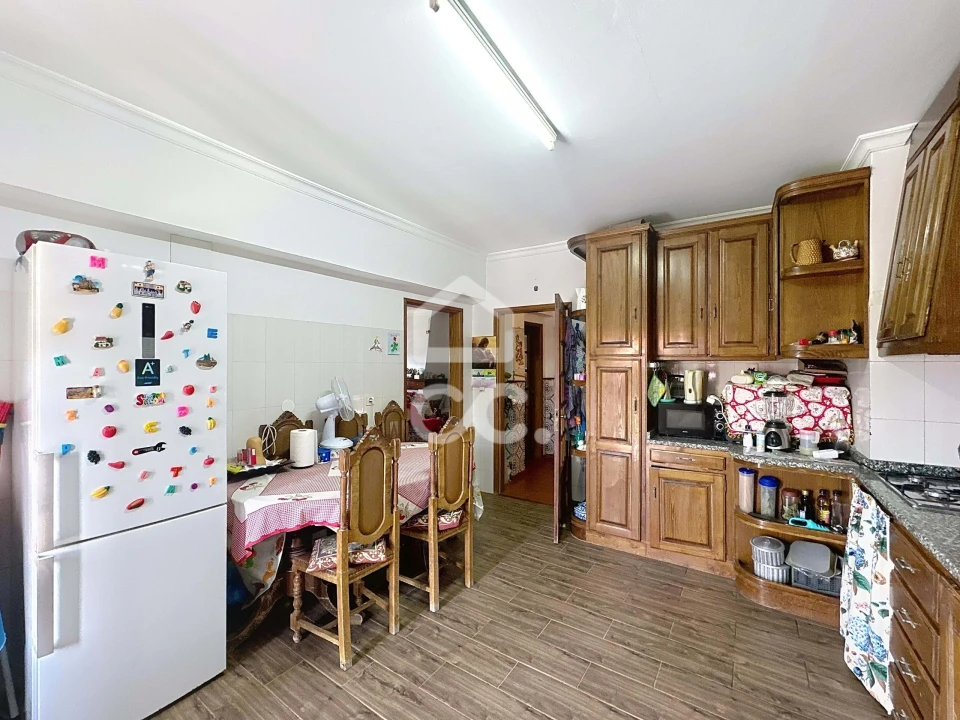 Apartamento T5 para Venda em Santa Maria Maior Foto 6