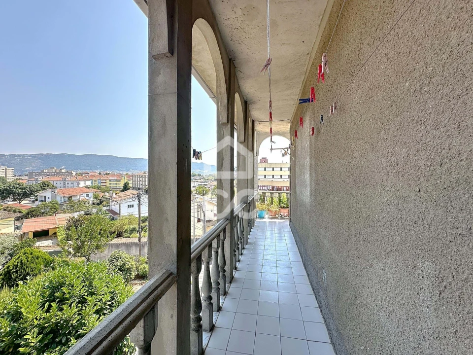 Apartamento T5 para Venda em Santa Maria Maior Foto 7