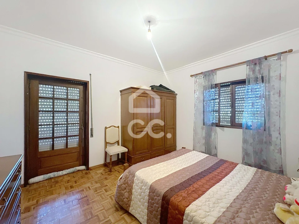 Apartamento T5 para Venda em Santa Maria Maior Foto 18