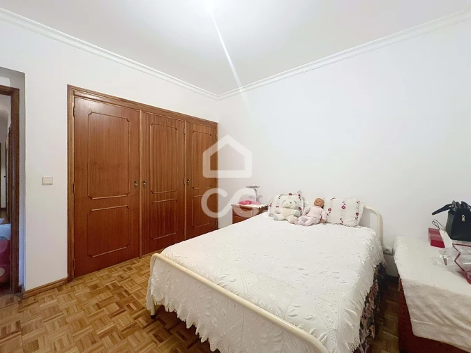 Apartamento T5 para Venda em Santa Maria Maior Foto 16
