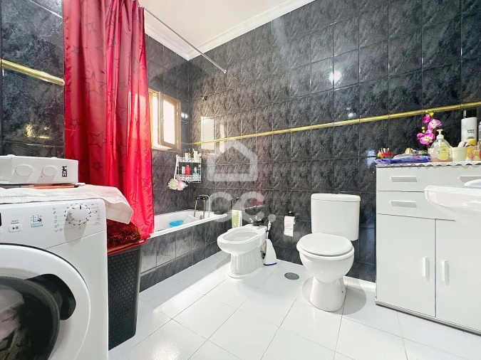 Apartamento T5 para Venda em Santa Maria Maior Foto 10